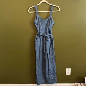 Rewash brand size xs denim jumpsuit with side zipper, waist tie + front pockets